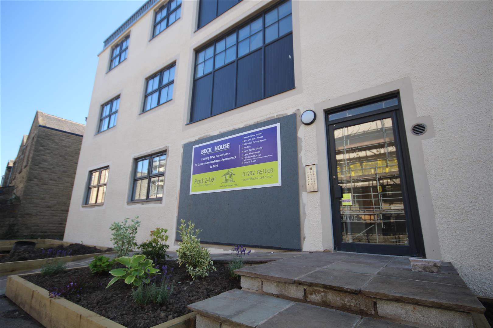 1 bedroom flat To Let in Earby - IMG_7649.jpg